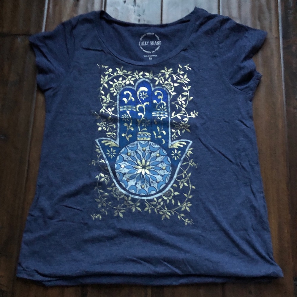 Lucky Brand vneck T-shirt with hamsa